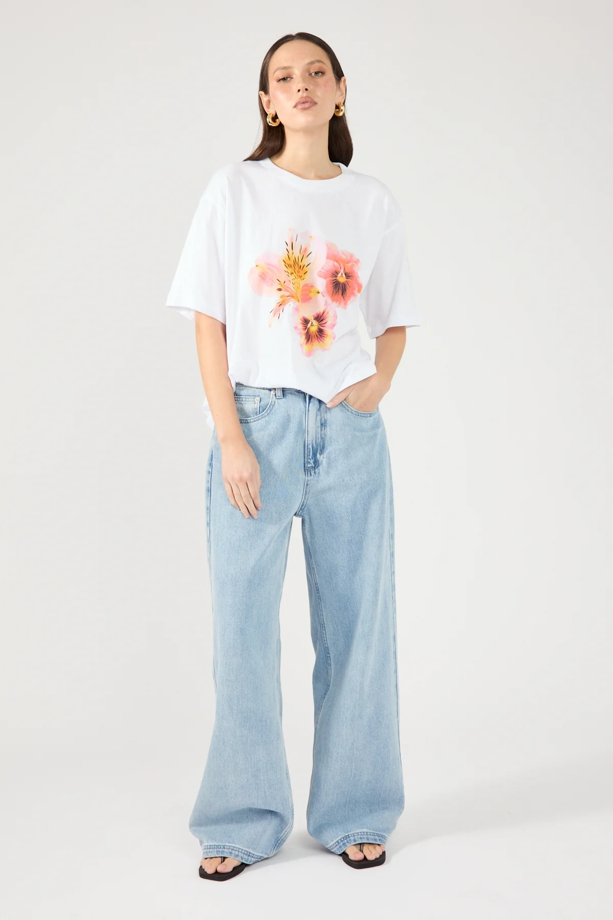 Perfect Stranger Mid Rise 90's Slouch Jean Washed Light Blue Denim